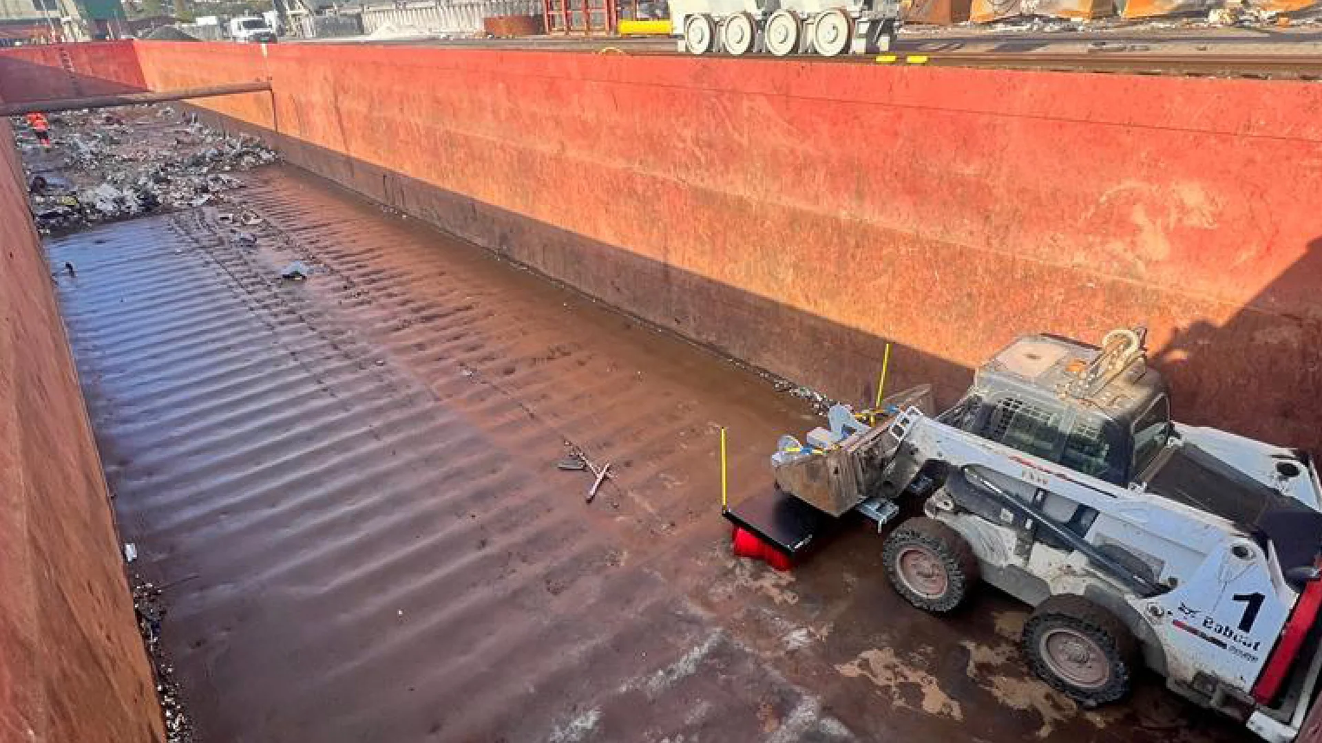 cleansweep-kehrbesen-hafen-grosser-radlader-v13premium-kai