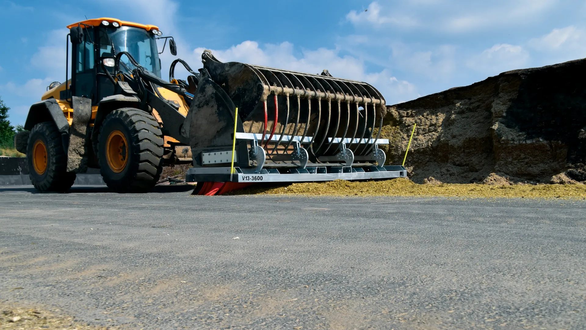 cleansweep-vconcept-kehrbesen-kehrt-silage-groß-flächig