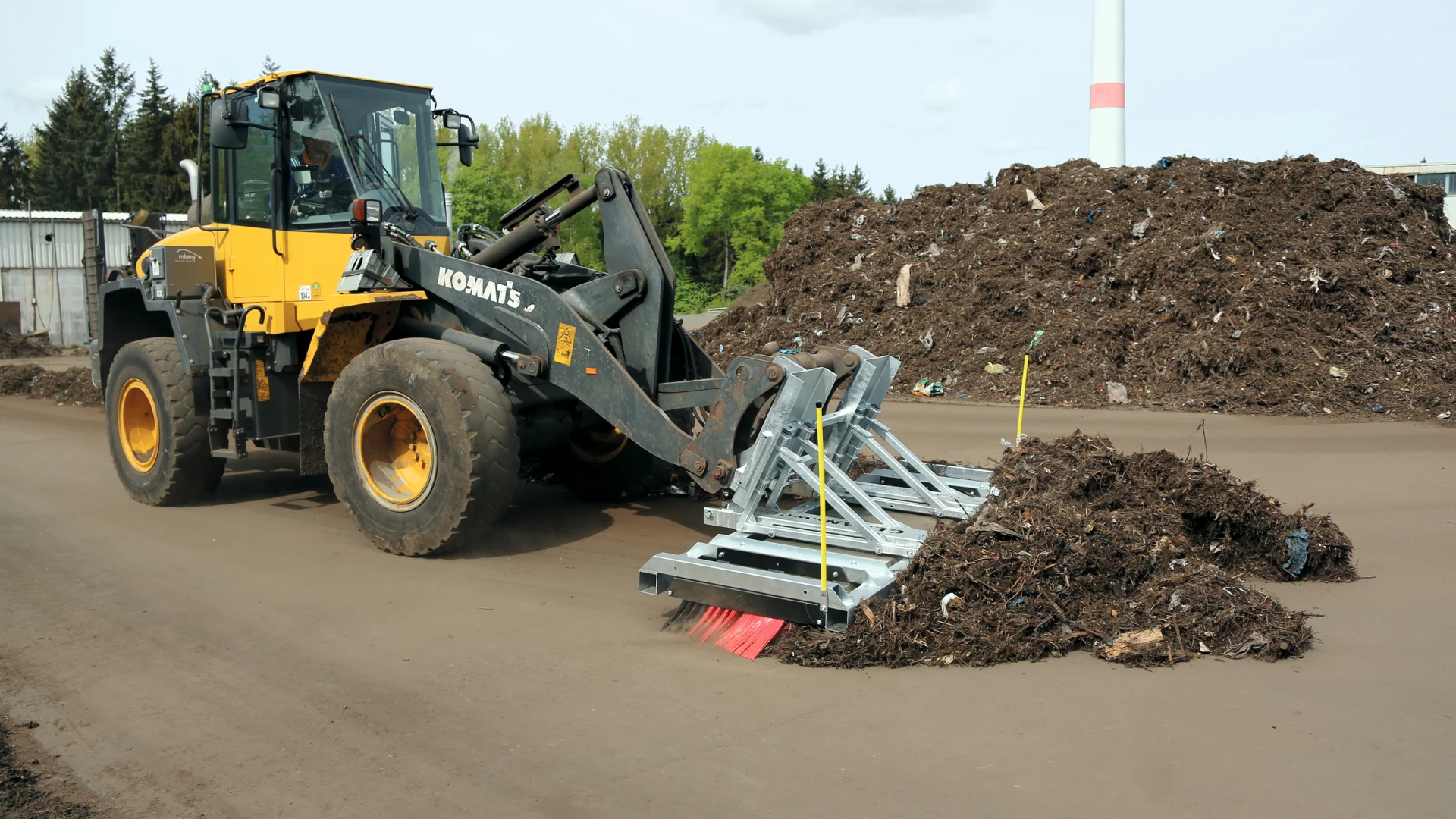 cleansweep-kehrbesen-recycling-platzzufahrt-feinstaub