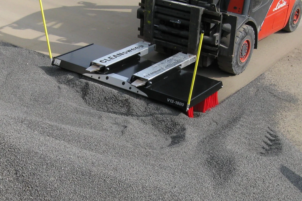 CLEANsweep – Beton- und Schüttgutflächen im Werk – Betonwerk / Kieswerk