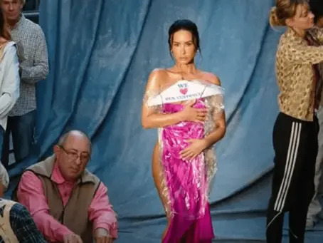 Demi Lovato anuncia "IT'S NOT THAT DEEP", SEU NOVO ÁLBUM