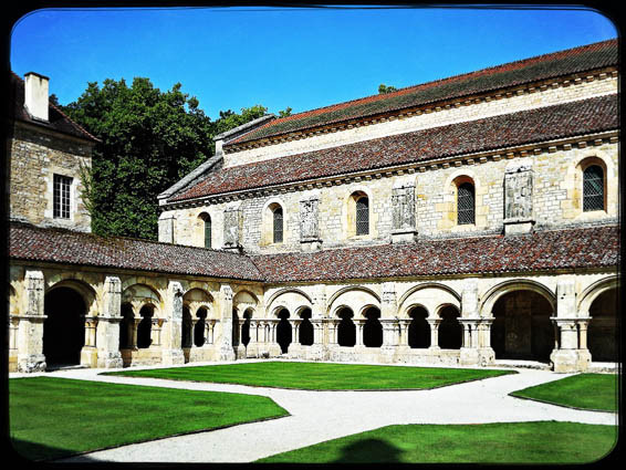 Abbaye de Fontenay Cloître