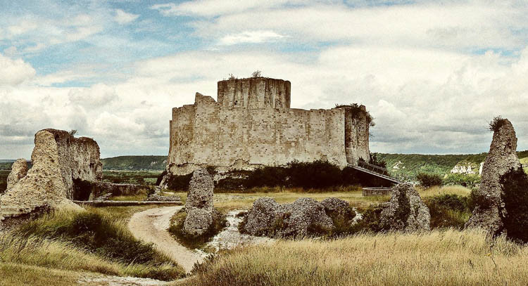 chateau gaillard, monument francais, endroit a visiter en france, que visiter en france, patrimoine mondial de l unesco, lieux insolites france, monument prefere des francais, atlas des patrimoines