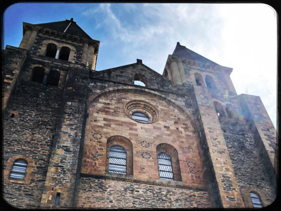 Sainte-Foy Conques Plus beaux villages de France Soulages