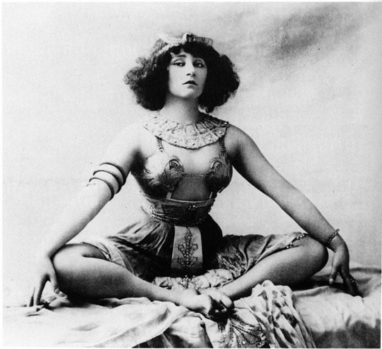 Biographie express de Colette