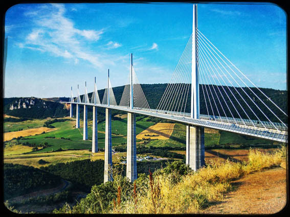 Viaduc de Millau plus beau pont de France