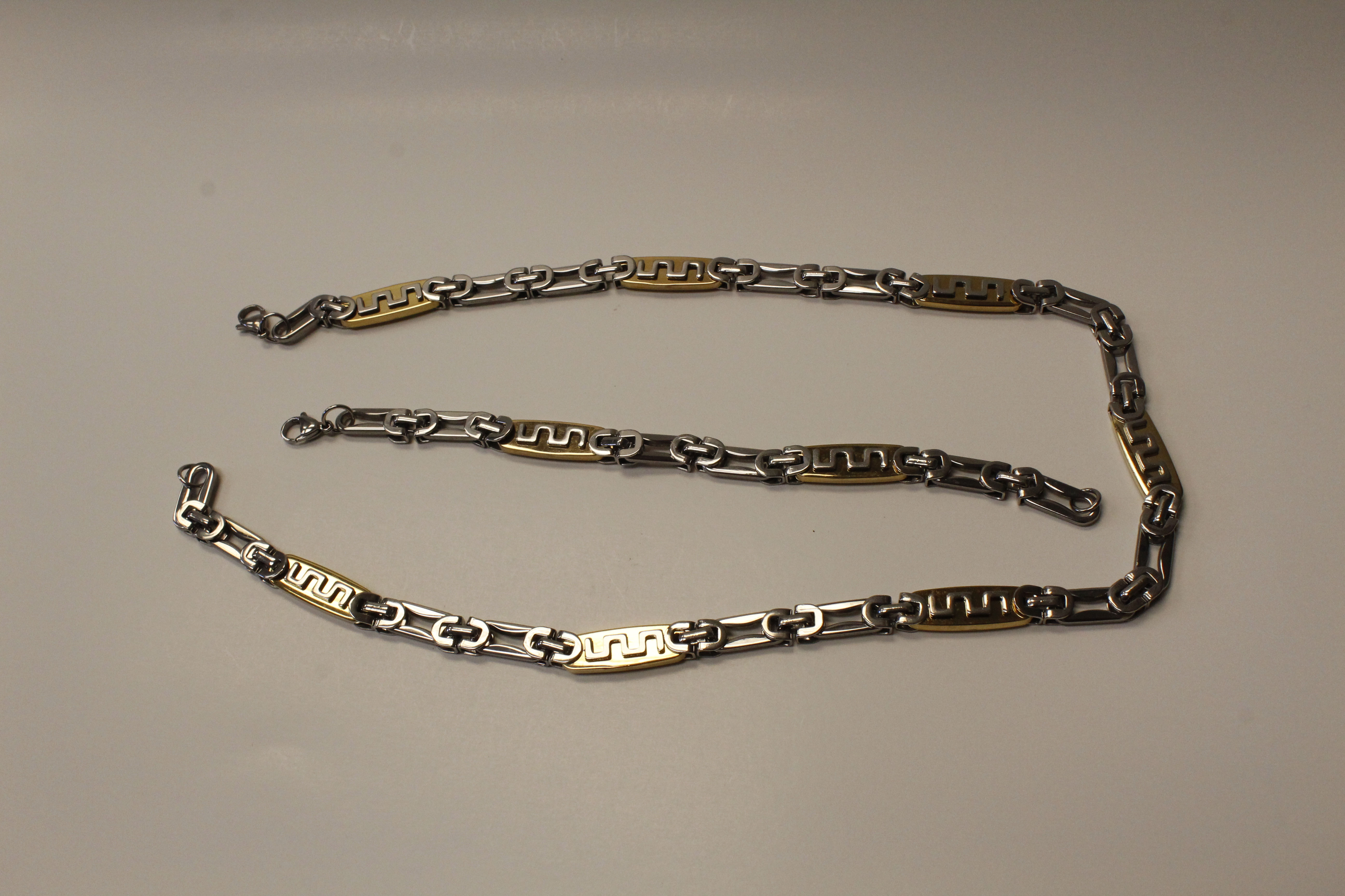 HERMOSO SET CADENA Y PULSERA Stainless STEEL color plata y oro para mujer