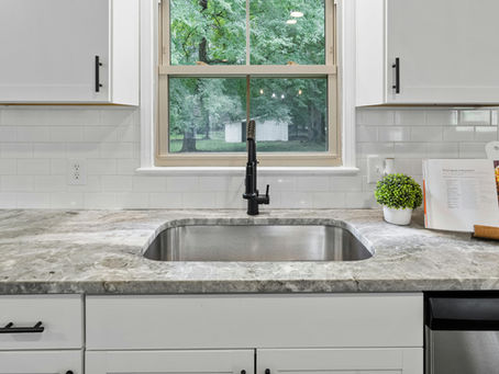 Undermount Sink vs. Drop-In Sink: Which Is Better for Your Kitchen?