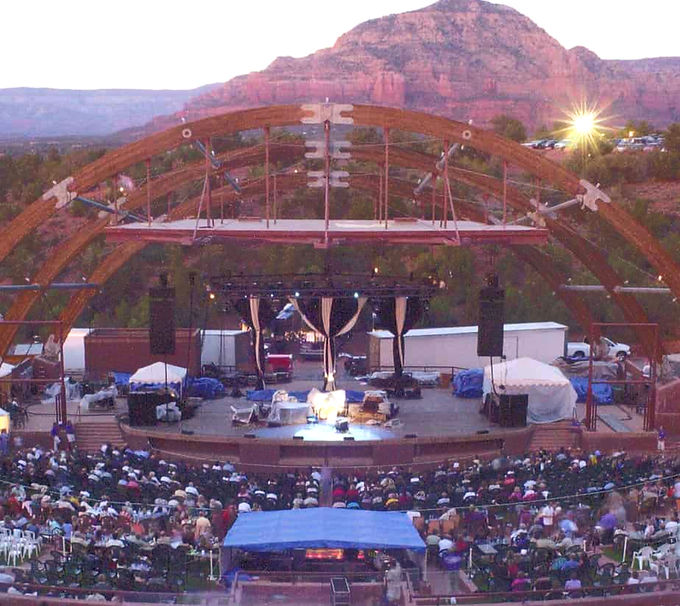 Norah-Jones-Cultural Park crowd_edited_e
