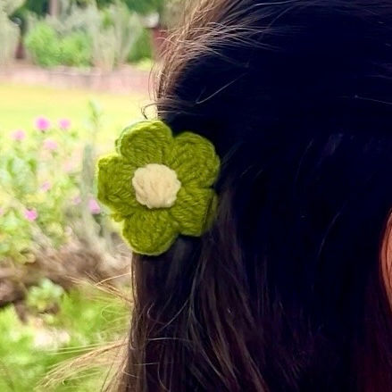 Thumbnail: Hair Clutcher