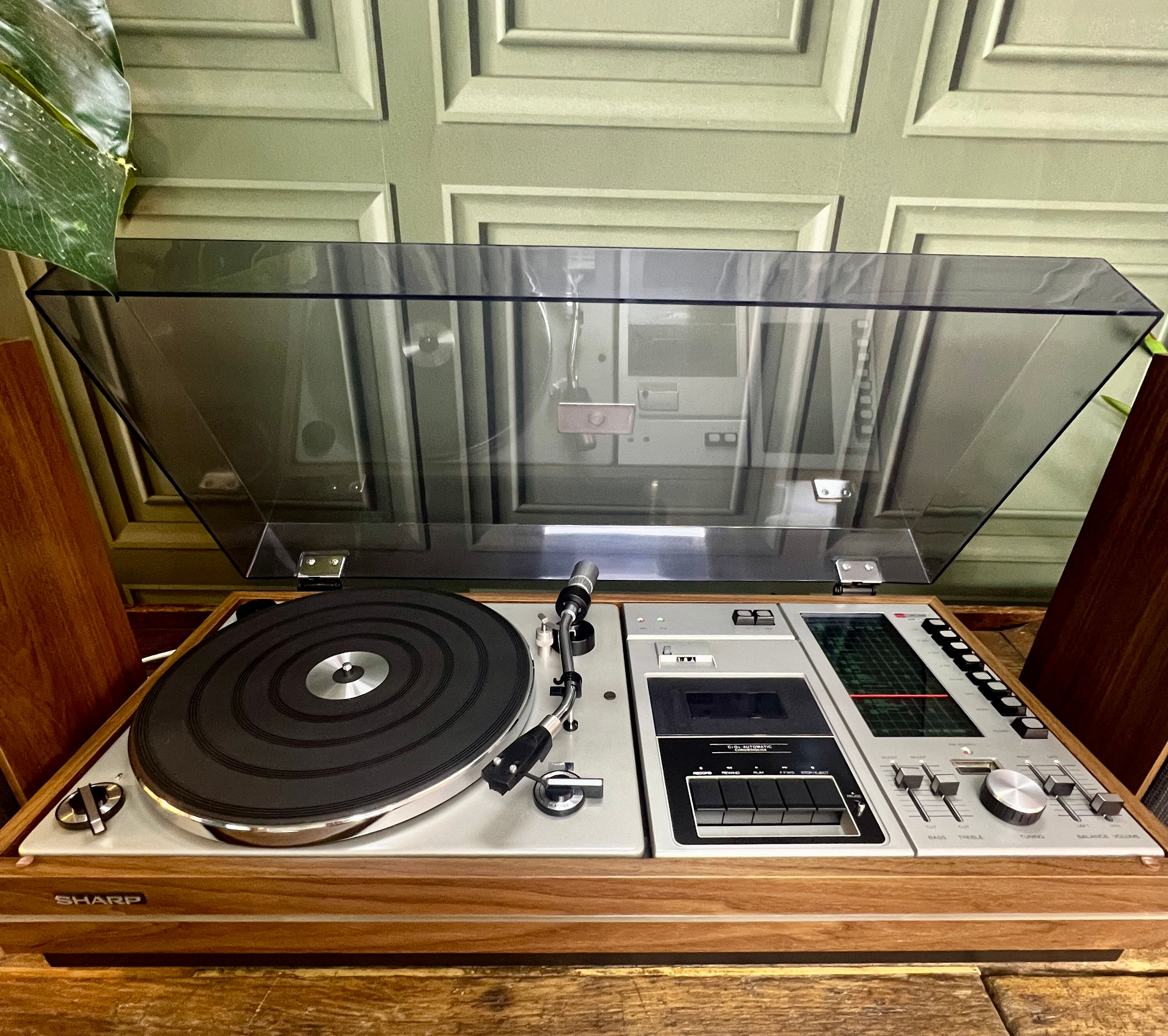 Sharp Sg-309h Music Centre 70s Retro Stereo in great condition
