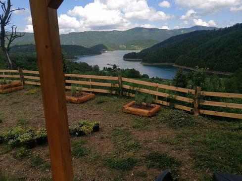 Pogled sa terase.jpg