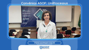 Professora Maria Aparecida, pró-reitora de graduação e extensão do UniProcessus, apresenta o convênio educacional com a ASOF para associados da PMDF e seus familiares.