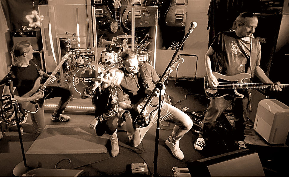 The Breeze Live