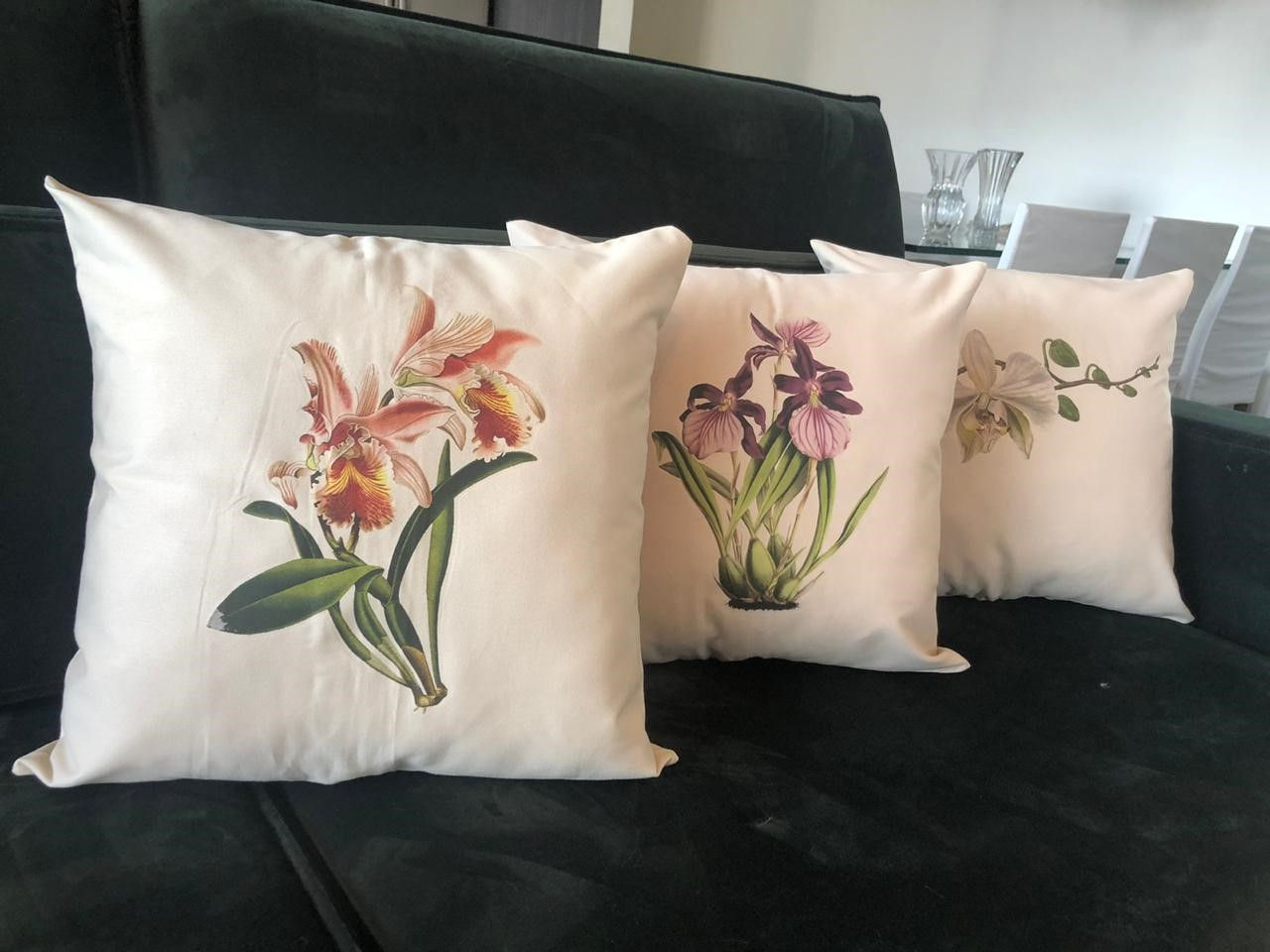 Kit Orquídeas - 3 Capas de Almofada Floral Orquídea 45x45