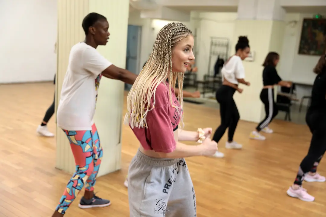 cours-reggaeton-paris-dance4us.webp