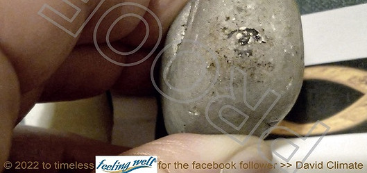 Bildnis_auf_Stein-02_PR-030422-2_feeling-wellTM_Poster_an_David_Climate_facebook_follower_
