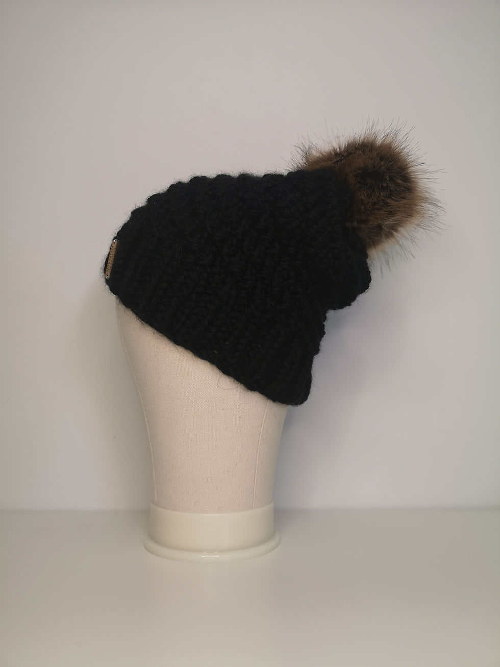 Thumbnail: Textured Spiral Hat