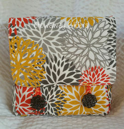 Medium Bonding Purse with buttons