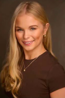 ChloeH-MainPic1.png