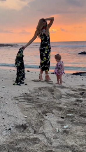 paris hilton family vacation