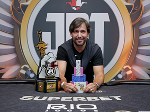 Comemorando aniversário de casamento, Jorio Gottardo é campeão do Main Event do JPT e se emociona: “é para minha família”