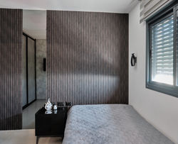 A view of the bedroom