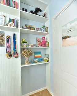 Storage solutions for a girl's room