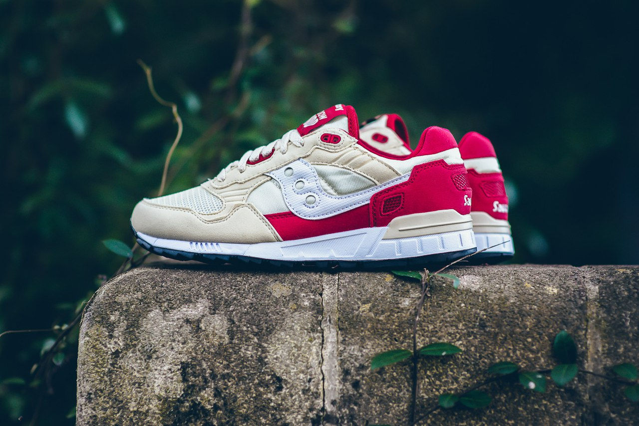 Saucony Originals Shadow 5000 - Cream/Red
