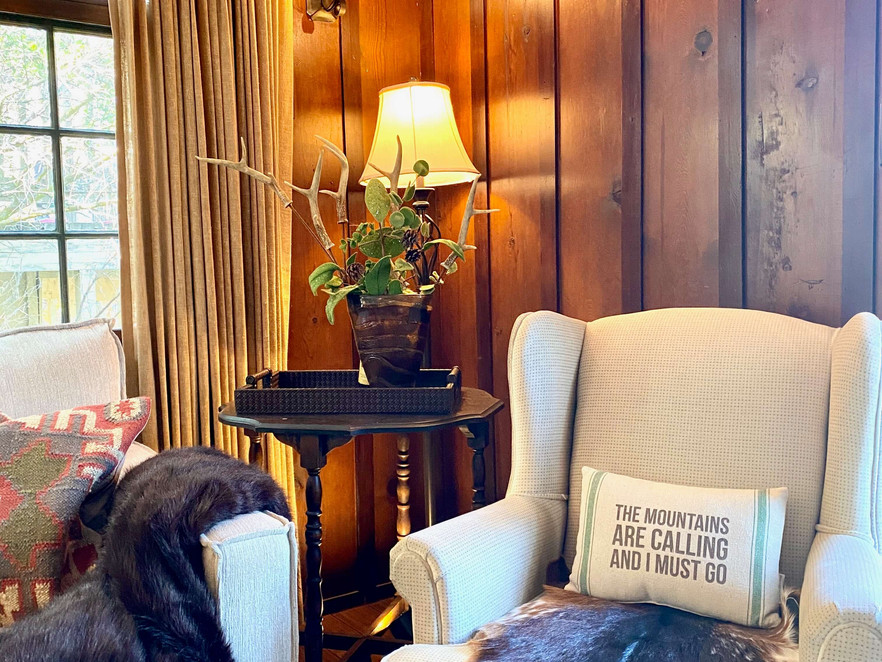 Rustique Home Certified Home Stager Interior Designer