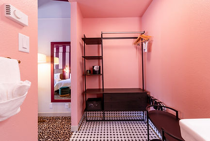 Guest Room Closet System