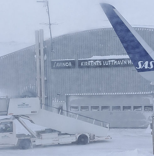 Snowy plane to get to Austertanakrystallen via Kirkenes