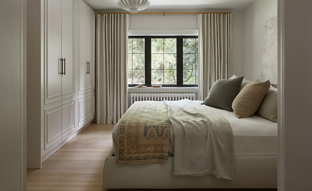 KeeleyMcCleary_RoyalYorkRoad_PrimaryBedroom.jpg