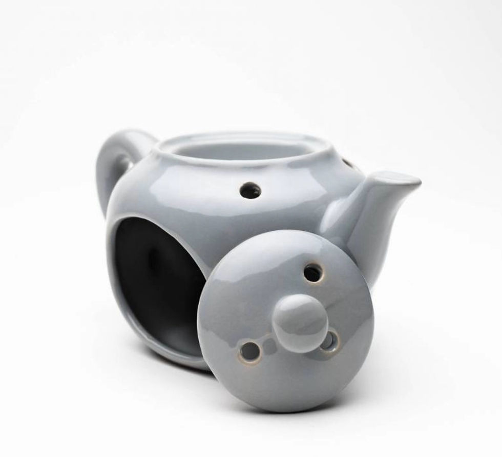 Thumbnail: Grey ceramic teapot wax burner 
