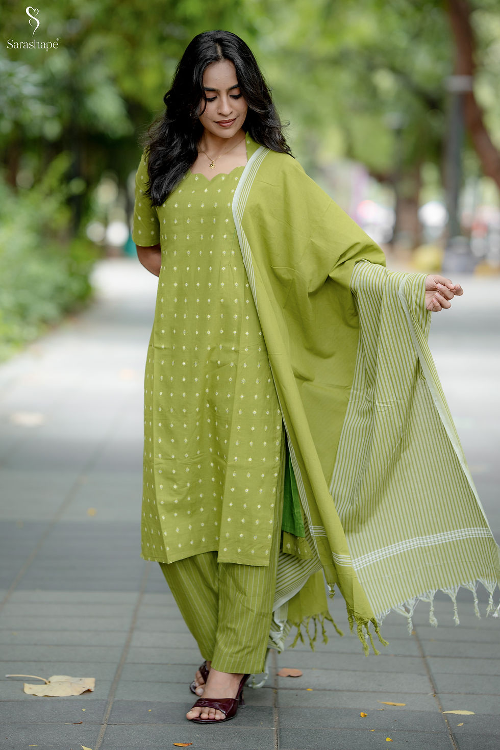 Thumbnail: Shruthi Feeding Handloom Cotton Kurti set (Top, Pant & Dupatta)Set of 3