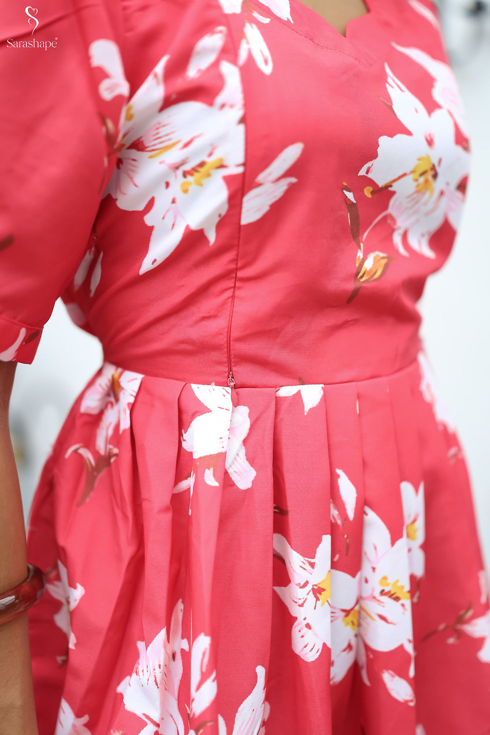 Thumbnail: Keerthiga F Soft  Cotton Dress feeding(with zip)