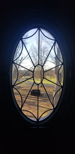 Leaded Oval