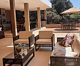 Casa confortável na SHIS QI 23 – 4 Quartos – 2 pavimentos – 1400m²