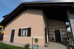 Facciata con righe