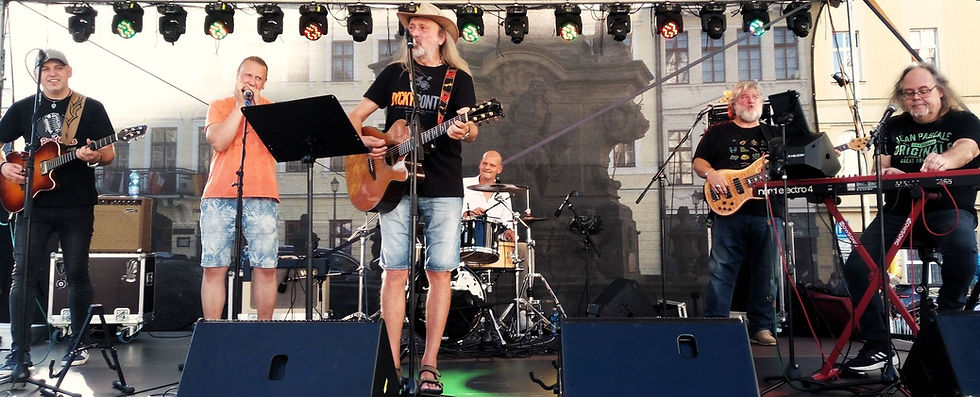 PKMB - Vinyl Club & Cafe 