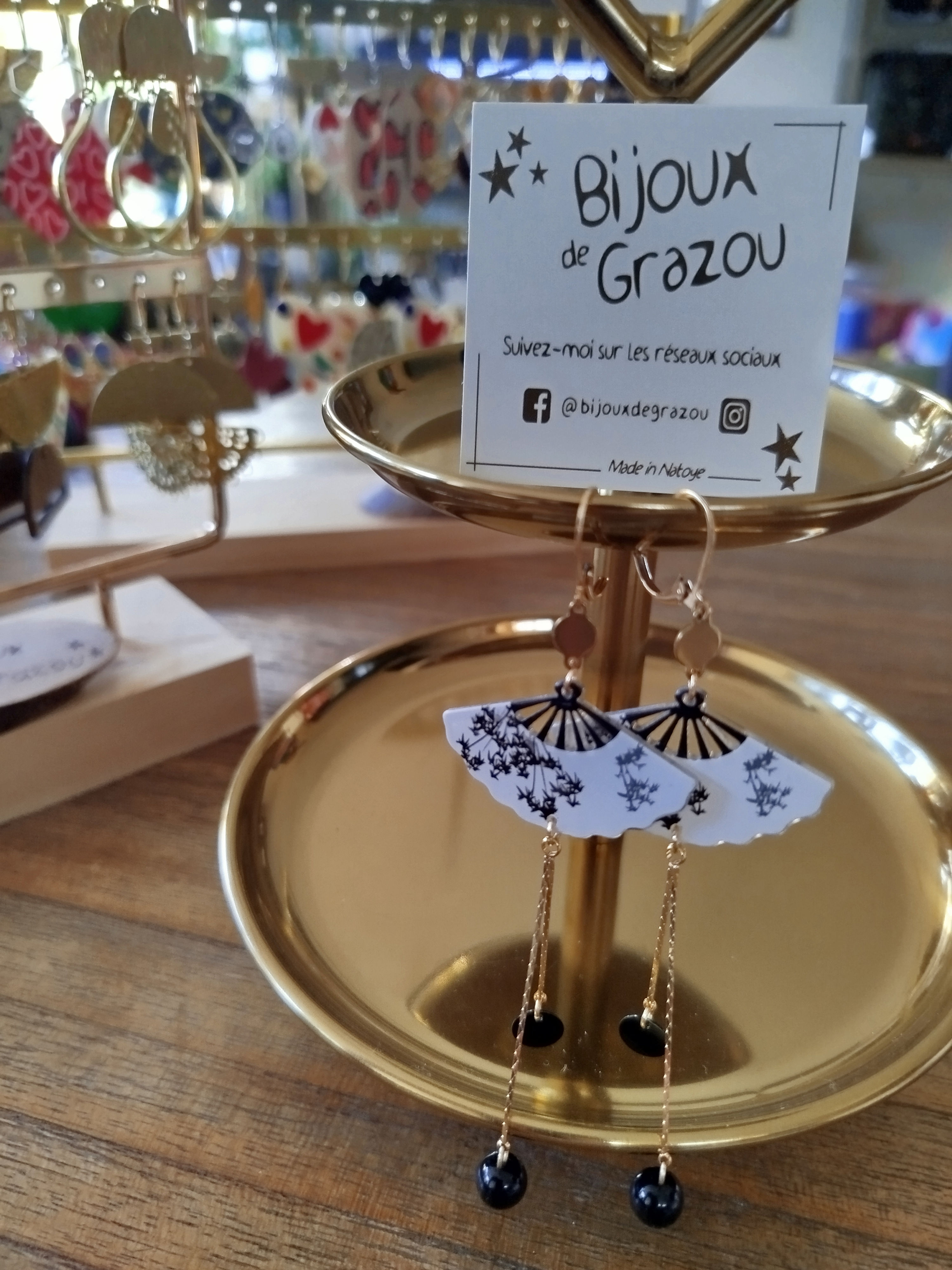 Boucles Vintage/ éventails noirs