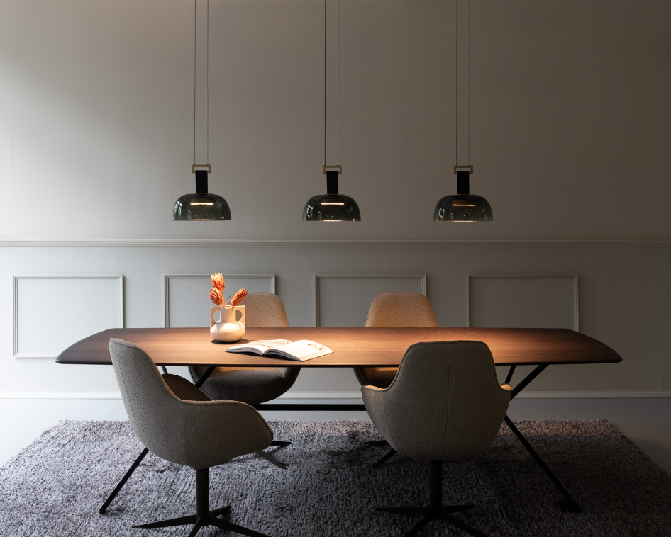 Miniaturbild: Armlehnstuhl Mina - CHRISTINE KRÖNCKE INTERIOR DESIGN