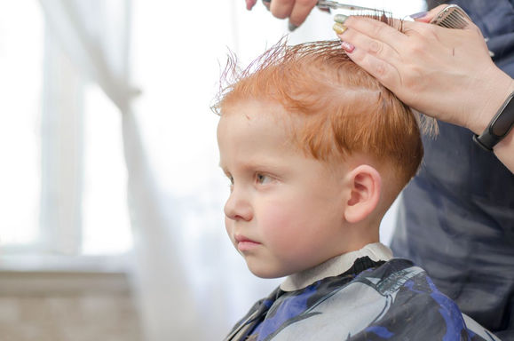 child-in-a-hairdressing-salon-2022-02-10-04-17-13-utc.jpeg