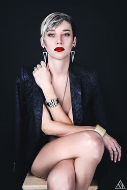 Emilie 3 copie-Récupéré