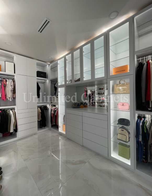 Closets Laredo, Texas Unlimited Inc.