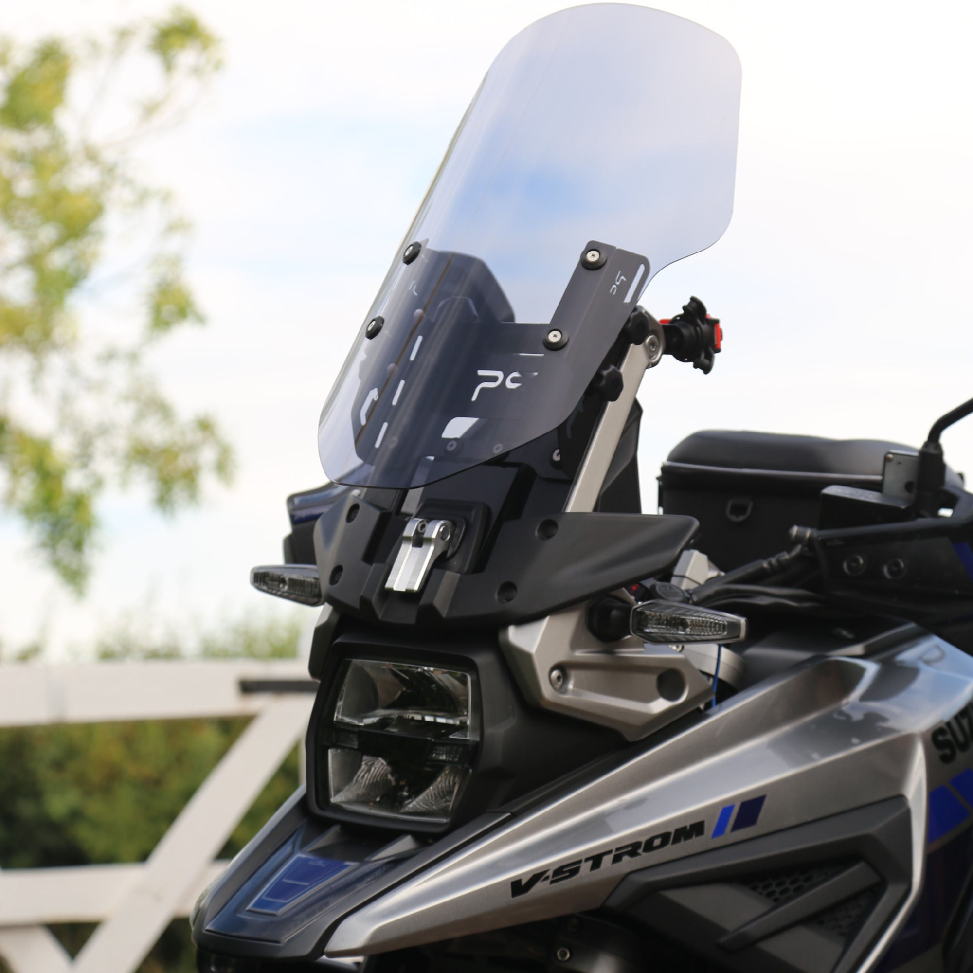 Suzuki V-Strom 1050 - Adjustable Screen Kit