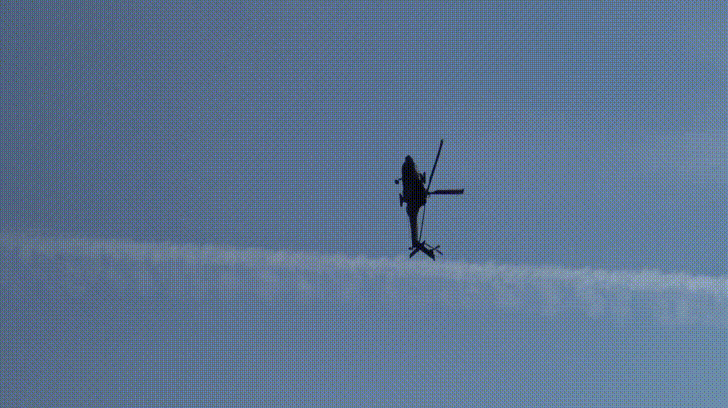 Apache AH-64 A flares