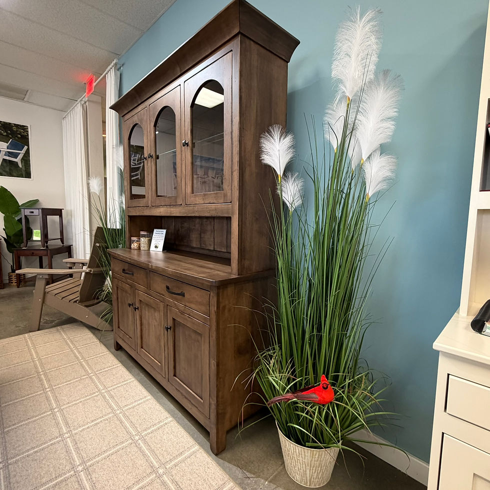 Thumbnail: Sherwood Dining Set with Hutch (Brown Maple)