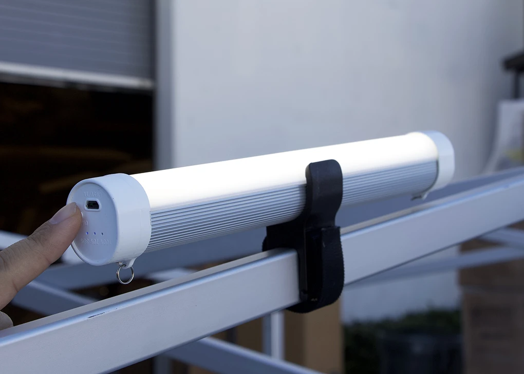 Small and portable canopy light