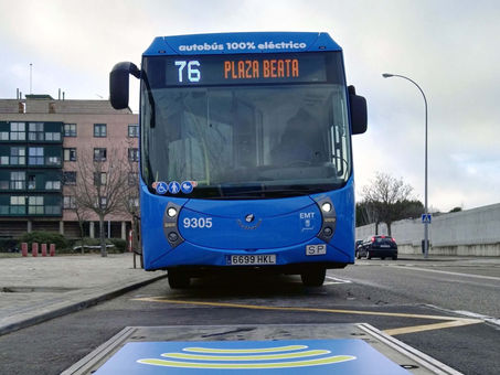 Madrid presenta su primera línea de autobuses 100% eléctricos con recarga por inducción